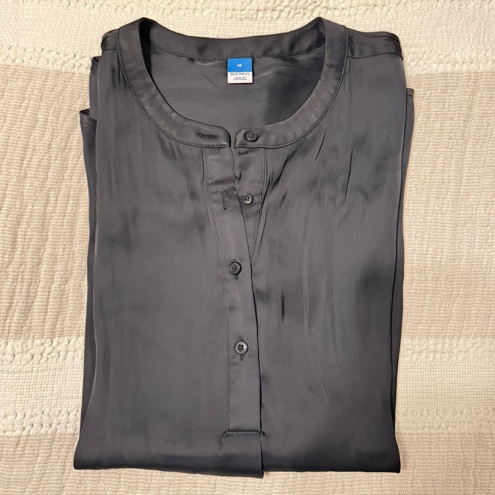 Old Navy Dolman-Short Sleeve Satin Shirt in Black- NWT